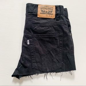 Levis Black Raw Hem Cutoff Shorts